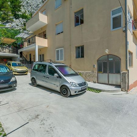Apartment Ivanka Omis Exterior photo