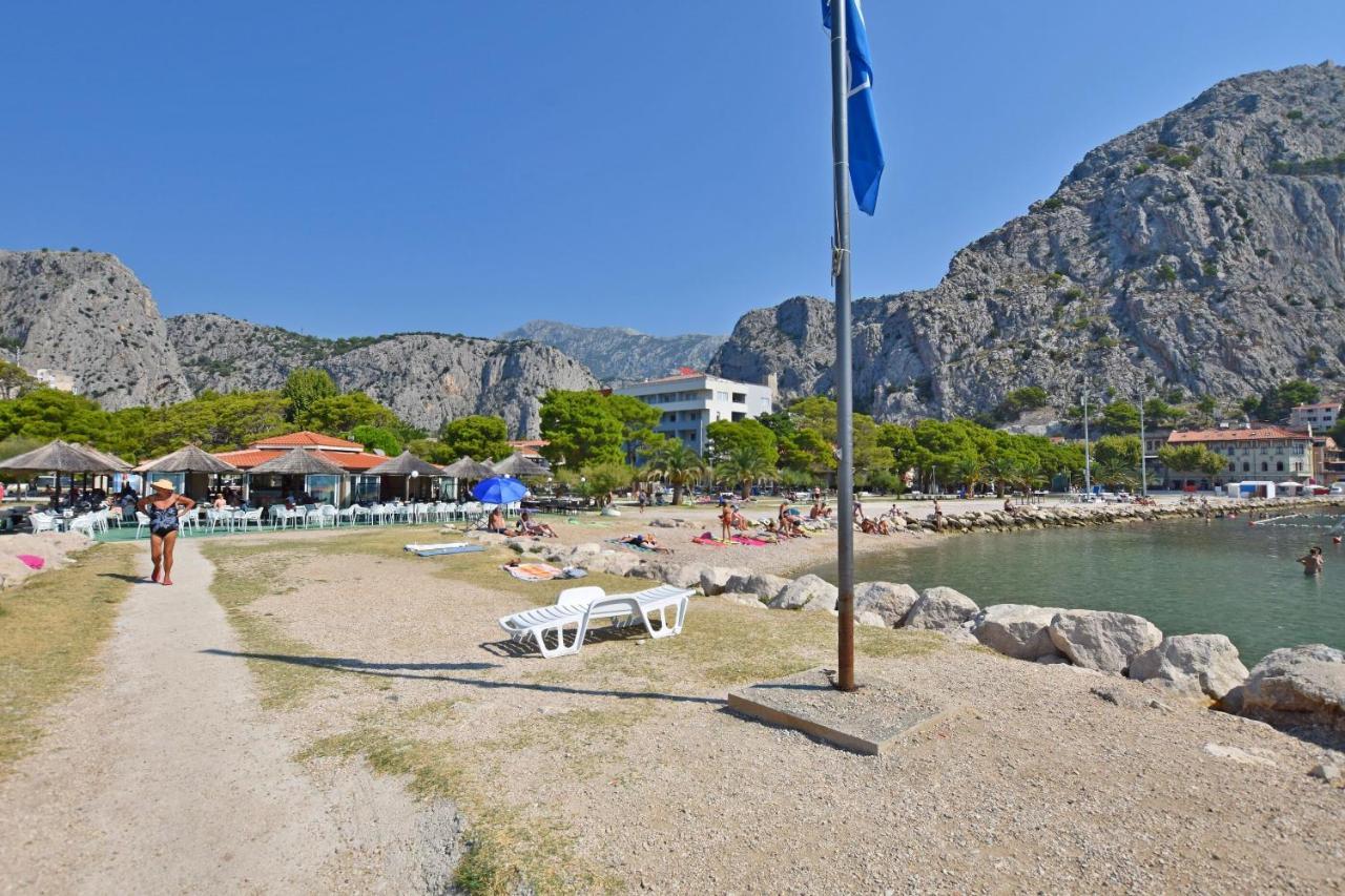 Apartment Ivanka Omis Exterior photo